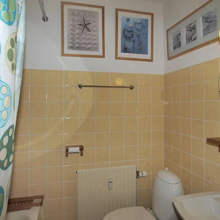 Apartamento Thorke - 5km From The Sea By Interhome Åkirkeby
